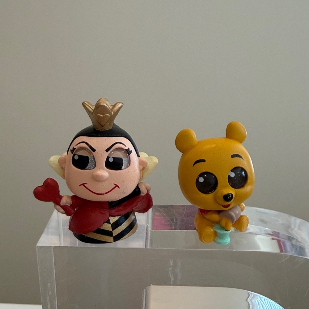 New Disney Let’s Party Doorables - Queen of Hearts & Winnie the Pooh